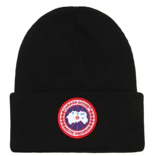 【CANADA GOOSE】品牌logo基本款毛帽(黑色)