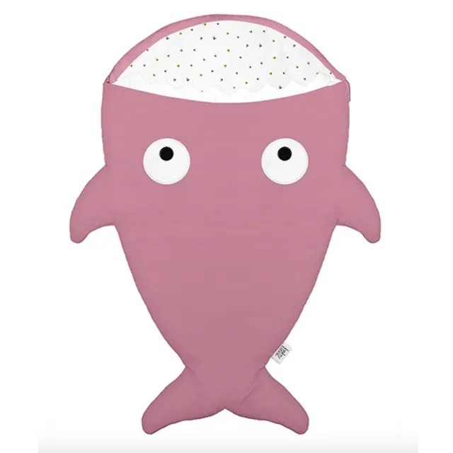 【BabyBites 鯊魚咬一口】西班牙設計-純棉嬰幼兒多功能睡袋-莓果牛奶(輕量版)