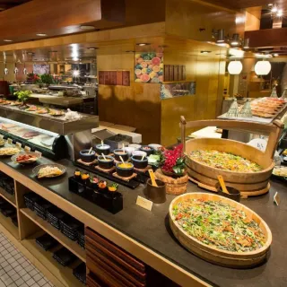 【君悅酒店】彩日本料理自助餐平日超值雙人優惠套票(例假日每位僅需加價$200)