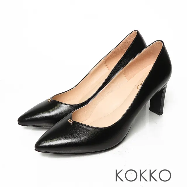【KOKKO 集團】優雅尖頭金屬豆羊皮舒壓扁跟鞋(黑色)