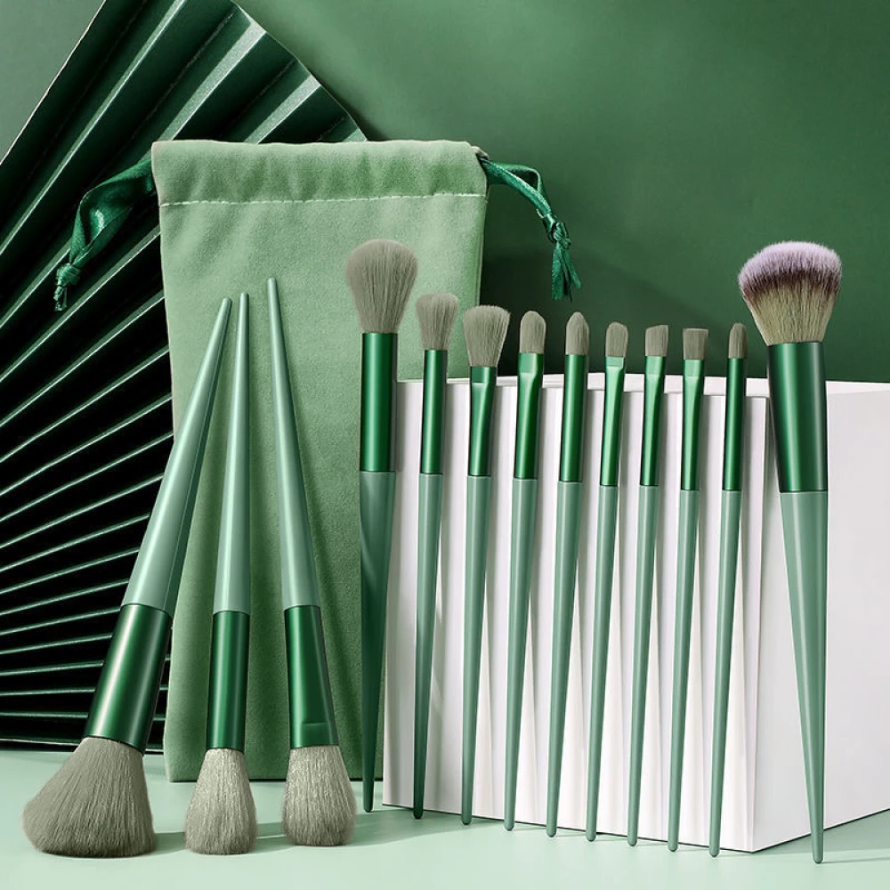 森林綠專業化妝刷具-13件組 附收納袋(粉底 散粉 腮紅 遮瑕 眼影 暈染 打亮 鼻影)