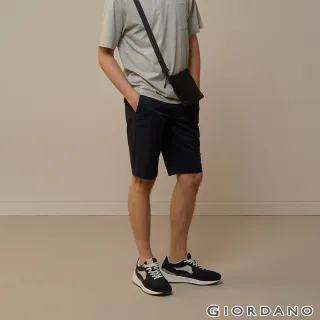 【GIORDANO 佐丹奴】男裝素色休閒短褲(66 標誌海軍藍)