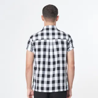 【JEEP】男裝 美式休閒格紋短袖襯衫(黑白格)