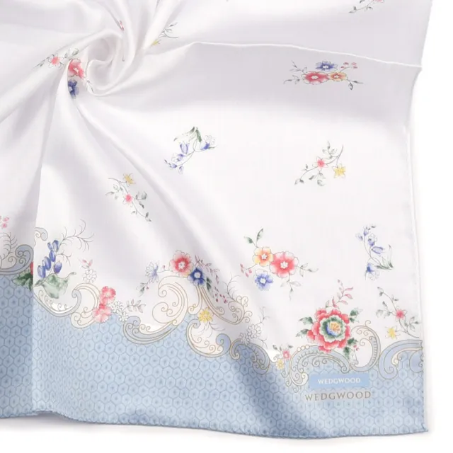 【WEDGWOOD】Rococo Flowers洛可可花系列純綿帕巾領巾(粉藍色)