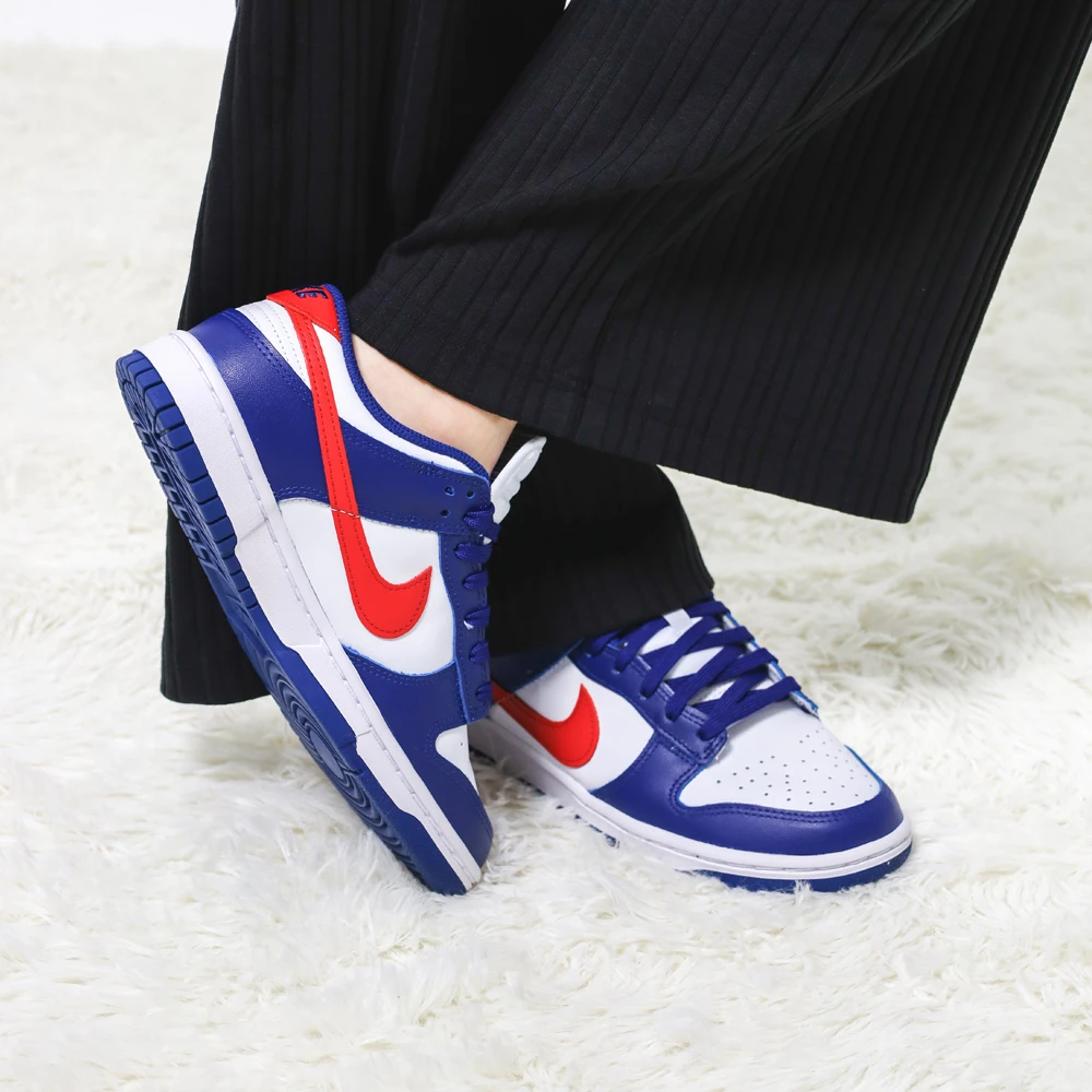 NIKE 耐吉】休閒鞋Wmns Dunk Low 女鞋男鞋藍紅白USA 美國配色哆啦a夢低