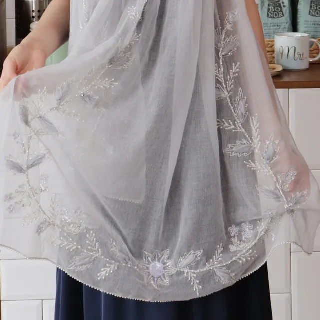 【BRONTE】英國百年手工皇室繡披肩-A