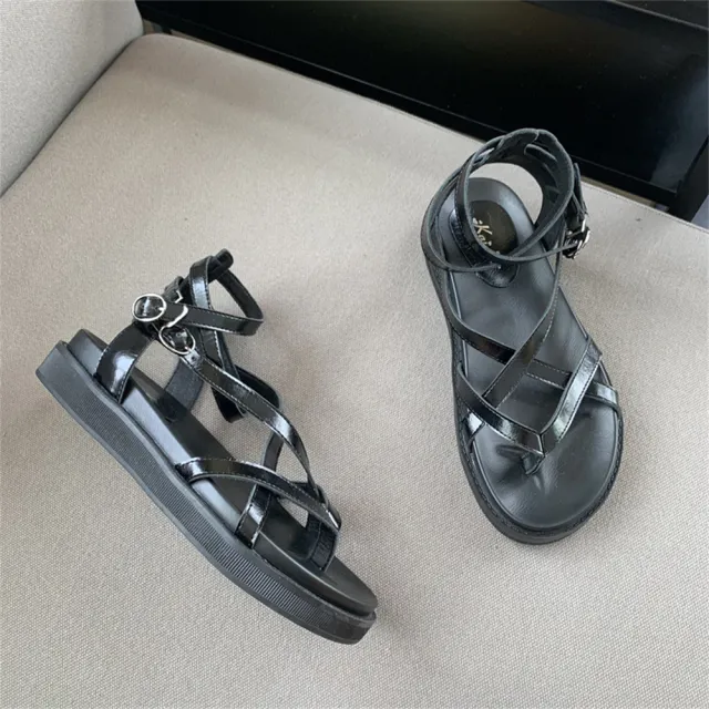 【Taroko】經典夾趾鏤空細帶平底涼鞋(2色可選)