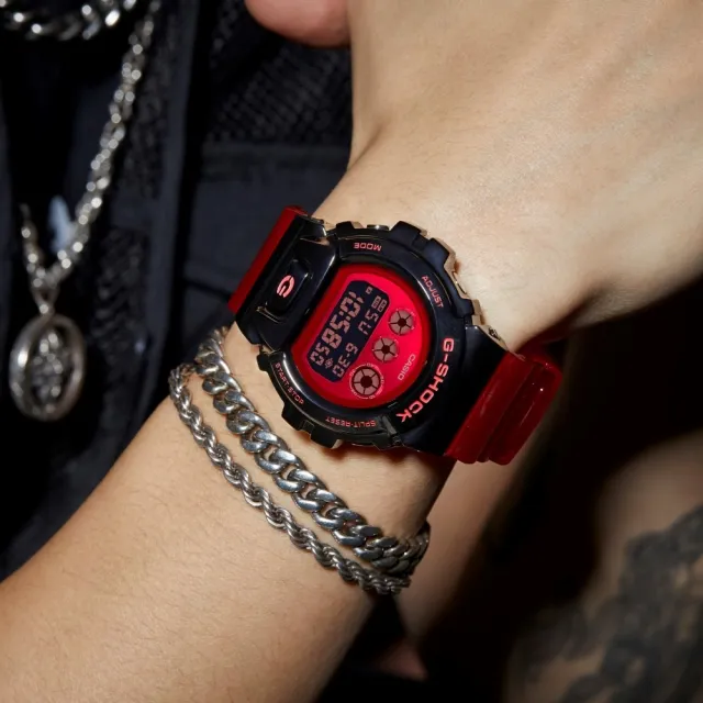 【CASIO 卡西歐】G-SHOCK 25周年金屬手錶 電子錶-黑紅(GM-6900B-4)