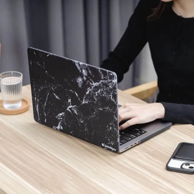 【SwitchEasy】MacBook Pro 13吋 Marble 大理石保護殼(通用最新M2 Pro 13吋)