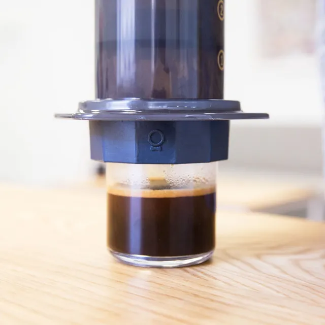 【FELLOW】AeroPress 新版紅字2023版愛樂壓＋Prismo濃縮咖啡萃取器(新版紅字2023版)