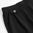 【OUWEY 歐薇】都會質感造型蓋帶五分褲(兩色；S-L；3222256112)