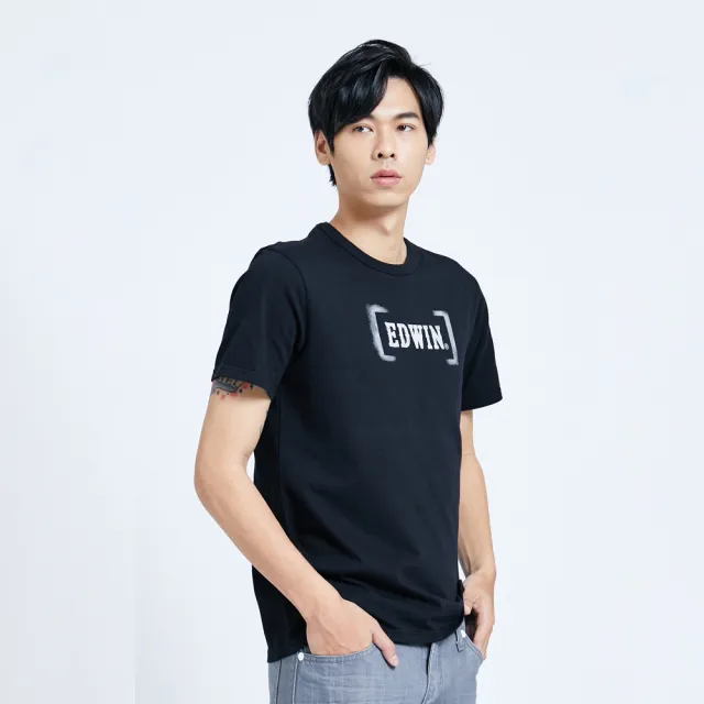 【EDWIN】男裝 人氣復刻款 噴漆LOGO短袖T恤(黑色)