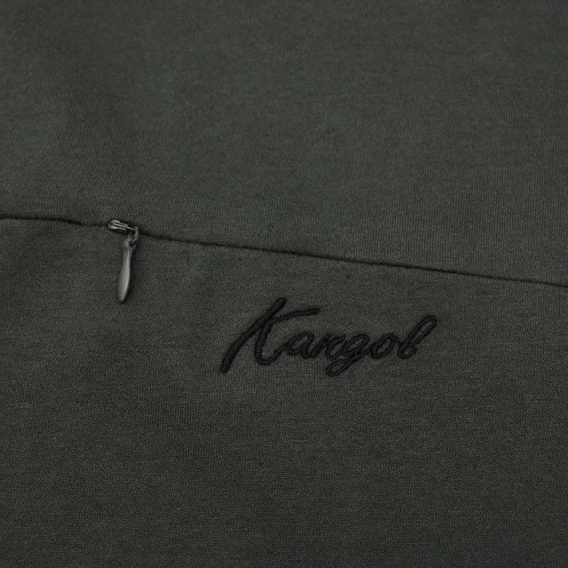 【KANGOL】短袖 短T 中性 深灰 胸前小草寫LOGO 拉鍊口袋 袋鼠 棉 男(6225100613)