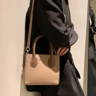 【I FUN】新品▲ 韓版撞色手提水桶包(復古/氣質/通勤/水桶包/斜跨包)