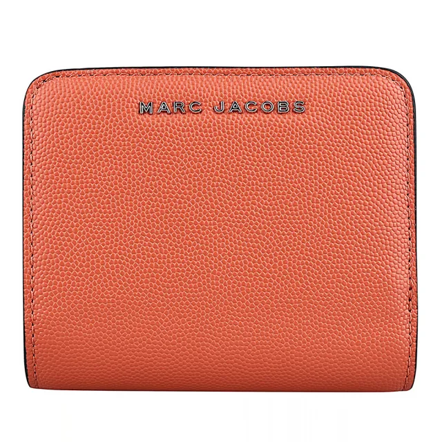 【MARC BY MARC JACOBS】DAILY魚子醬皮革扣式短夾(橘x黑)