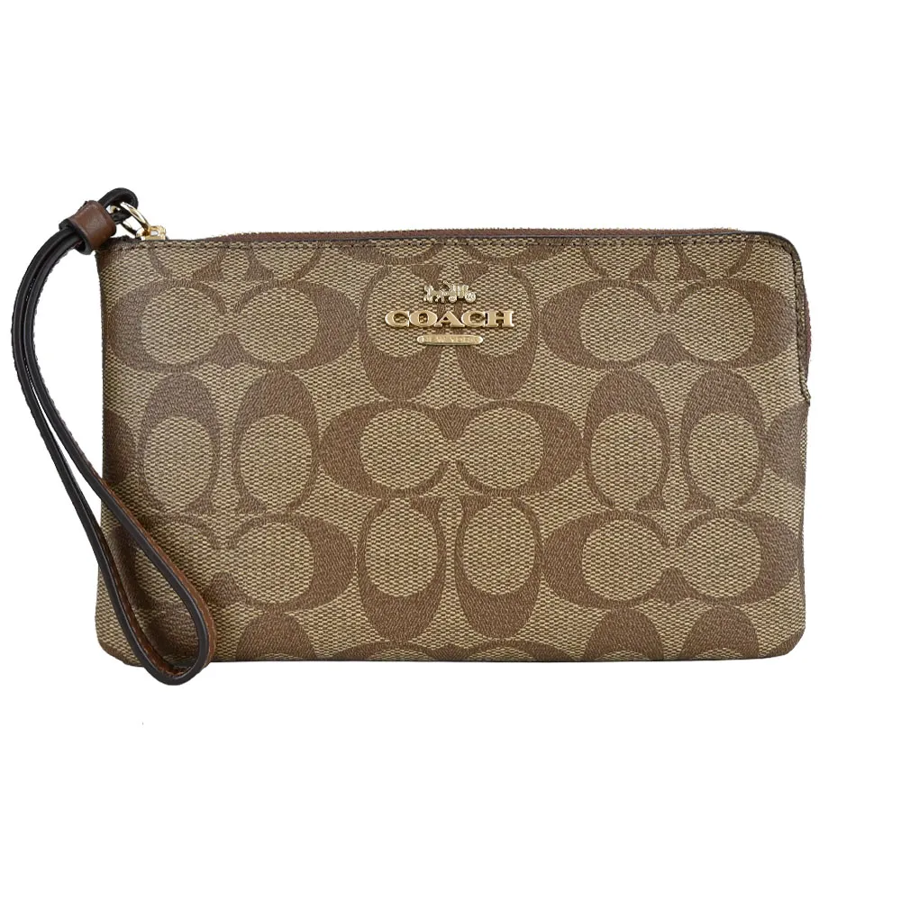 【COACH】馬車緹花PVC中型手拿包(卡其焦糖/展示品)