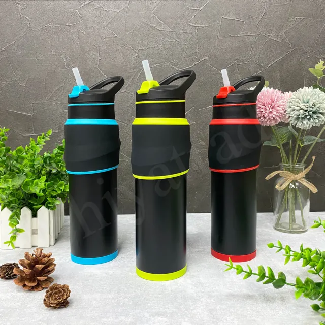 【Peacock 日本孔雀】316不鏽鋼 運動保溫杯 防滑矽膠握把 一鍵式吸管 650ML-綠黑(手提設計)(保溫瓶)
