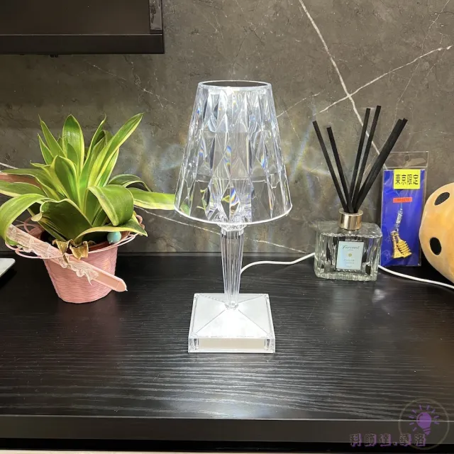 td126(裝飾小台燈.水水台燈.小夜燈桌燈.桌邊燈)