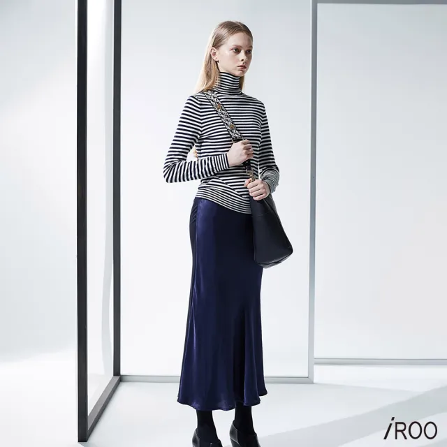 【iROO】垂墜感經典時尚長裙