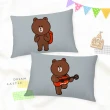 【享夢城堡】MIT卡通枕頭63x45cm一入圖案隨機(LINE FRIENDS 熊大愛自拍-灰.綠)