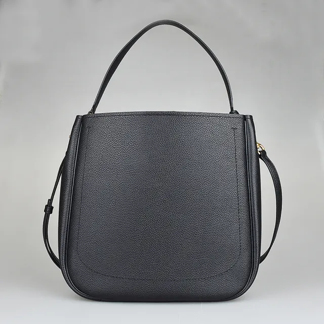 【MARC JACOBS】MARC JACOBS THE DIRECTOR HOBO金字LOGO荔枝紋牛皮磁吸式肩背斜背托特包(黑x藍)