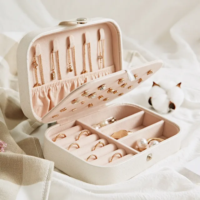 【Emi 艾迷】韓版 粉嫩色雙層 可攜帶式 珠寶盒 首飾盒