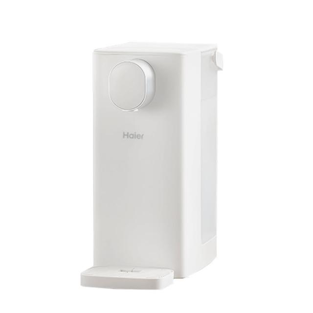 Haier 海爾 WD301 桌上型飲水機，提供溫水與熱水即熱功能，適閤家庭或辦公室使用。中國原產地製造，輕量僅 2kg，尺寸 282x142x282mm，電壓 110V / 60Hz，功率 1000W 以上，保固 1 年，BSMI 許可字號 R3C327。桌上型設計不佔空間，快速供應熱飲，理想的家用小家電選擇。