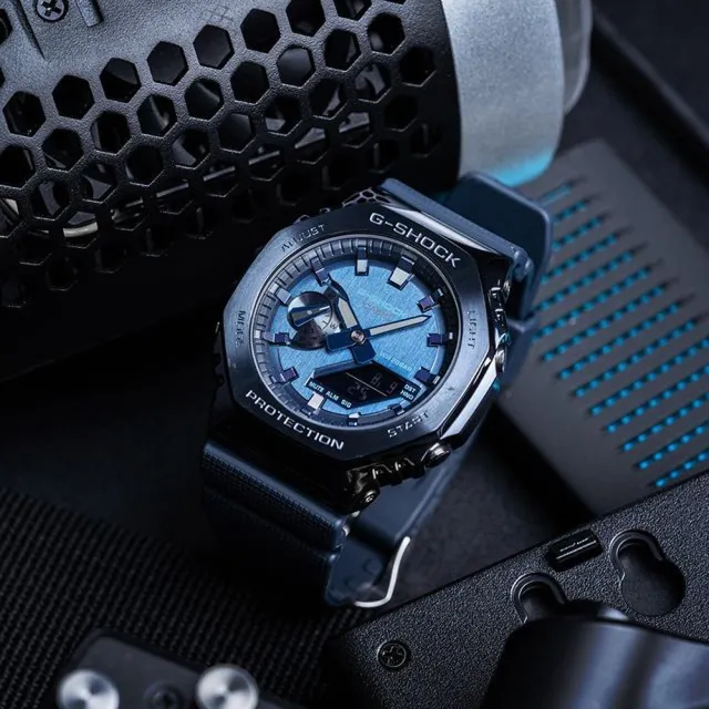 【CASIO 卡西歐】G-SHOCK 八角 金屬錶殼 雙顯手錶-深海藍 送禮 禮物 推薦(GM-2100N-2A)