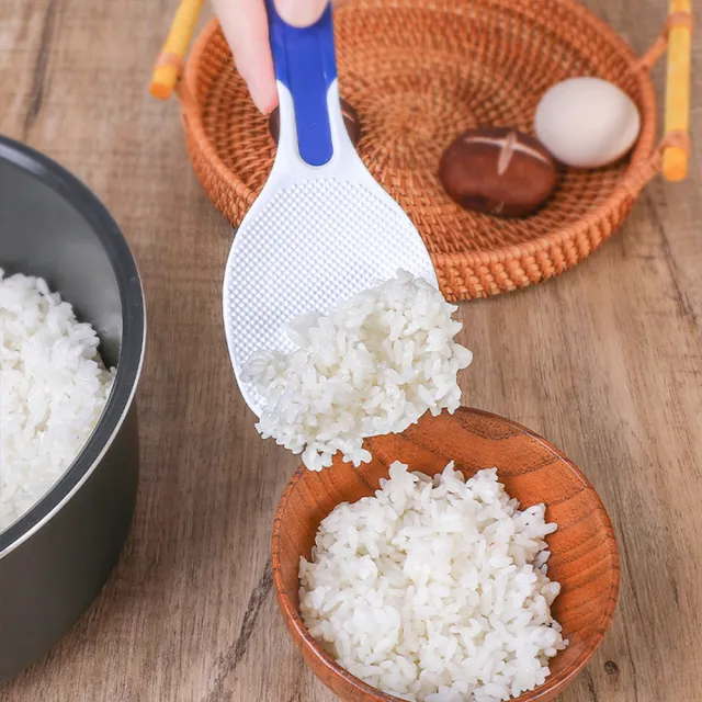【寶盒百貨】2入日本製 K-296三色飯匙 不沾黏飯勺(盛飯勺 飯瓢 電子鍋飯匙 煮飯鍋飯匙)