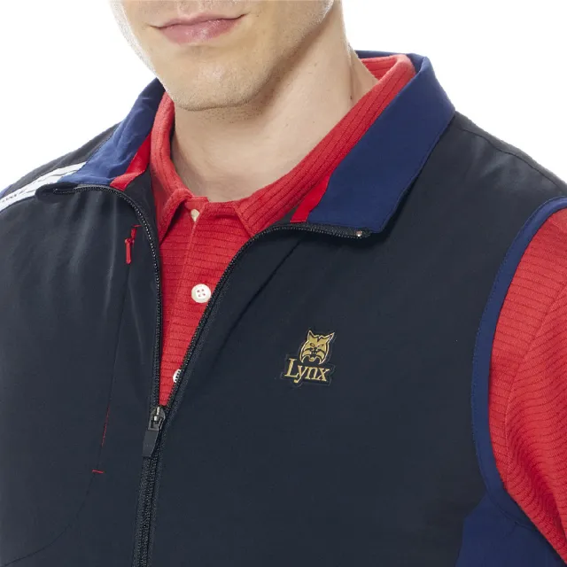 【Lynx Golf】男款防潑水保暖刷毛LOGO織帶設計異材質剪裁隱形拉鍊胸袋款無袖背心(二色)