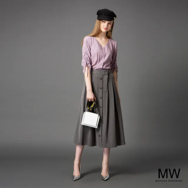 【MAGIQUE WARDROBE】V領造型綁帶袖上衣(2色)