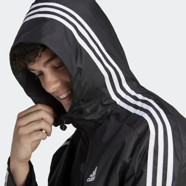 【adidas 愛迪達】外套 男款 運動外套 風衣外套 亞規 ESSENTIALS 黑 IB0381(S2418)
