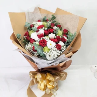 【The Flower嬪嬪花藝坊】精緻花束-玫瑰花與洋桔梗(雙北專車專人配送/鮮花花禮/買花送花)