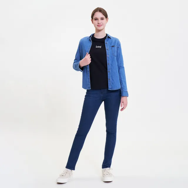 【Lee 官方旗艦】女裝 牛仔長袖襯衫 / 造型口袋 中藍洗水 標準版型(LL220369323)