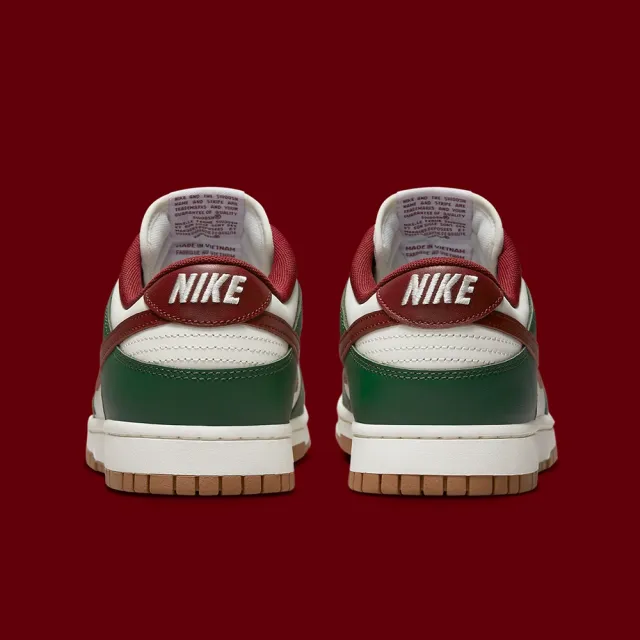 NIKE 耐吉】休閒鞋滑板鞋Nike Dunk Low In Gorge Green Red 喬治亞綠紅