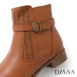 【DIANA】3cm質感牛皮沖孔皮帶釦環踝設計粗跟短靴-簡約百搭(焦糖棕)