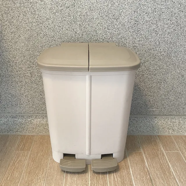 【簡單樂活】環保分類腳踏垃圾桶30L(/環保/ECO/垃圾分類/腳踏式/大掃除)