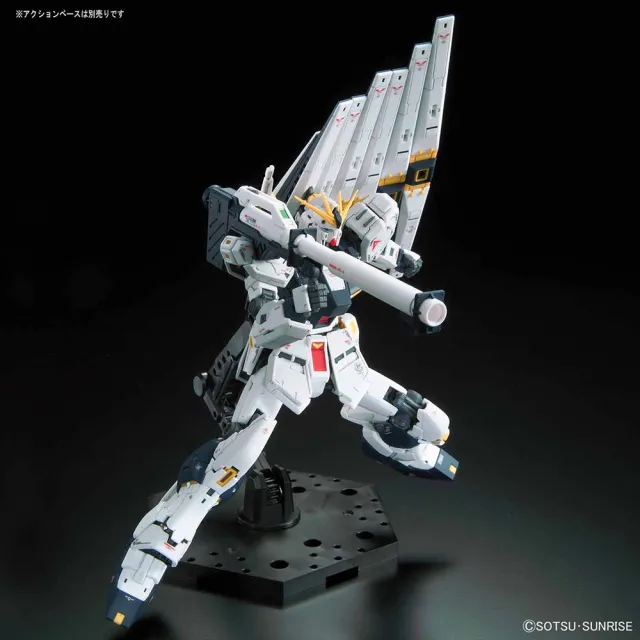 【BANDAI 萬代】RG 1/144 #32 RX-93 Nu GUNDAM Nu鋼彈 牛鋼(萬代模型 模型玩具 組裝模型 鋼彈模型)
