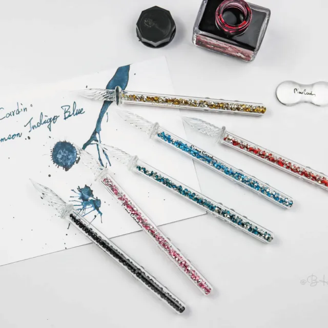 【pierre cardin 皮爾卡登】皮爾卡登 閃亮藍色玻璃筆(文創小品)