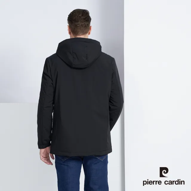 【pierre cardin 皮爾卡登】商務休閒 男款 經典都會保暖連帽羽絨外套-黑色(5225772-99)