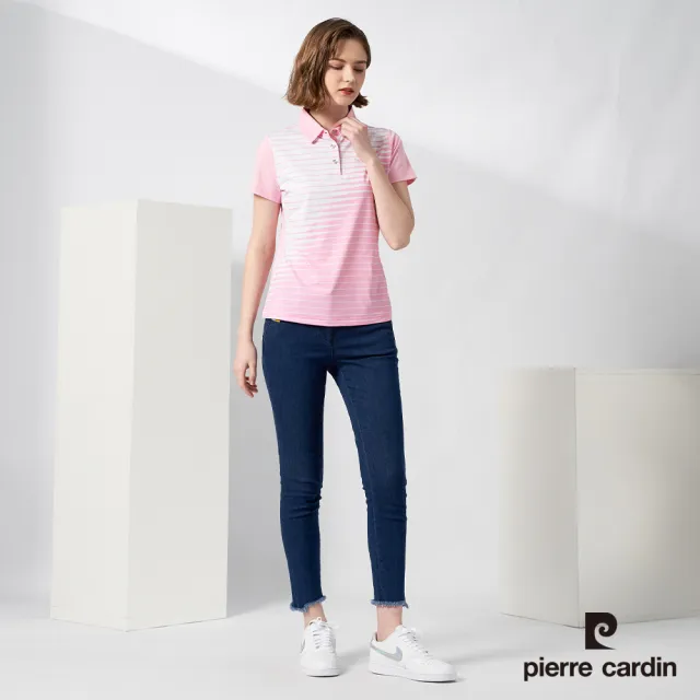 【pierre cardin 皮爾卡登】女款 吸濕排汗胸前印花短袖polo衫-淺粉色(4227205-62)