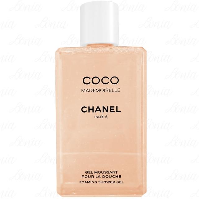CHANEL香奈兒摩登COCO輕盈沐浴凝露，專為大人設計的身體保養產品，適合各種膚質使用。採用輕盈質地，洗後不殘留，讓肌膚保持柔滑與清新。產地依商品包裝顯示，儲存期限為3年，請詳見產品包裝標示。