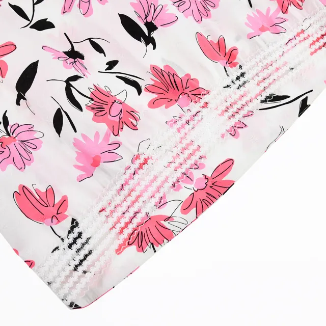【ILEY 伊蕾】花卉車繡蝴蝶結領彈性上衣(白色；M-XL；1232011494)