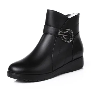 【MOM】燙鑽短靴 厚底短靴/時尚燙鑽釦飾造型保暖機能厚底短靴(黑)
