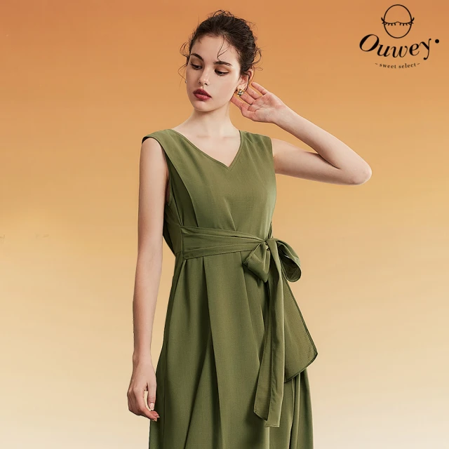 【OUWEY 歐薇】甜美綁帶V領織紋無袖長洋裝(綠色；S-L；3232397008)