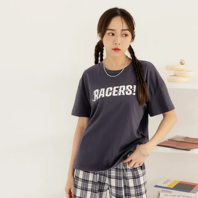 【OB 嚴選】棉質個性印花前短後長短袖上衣 《AB18263》