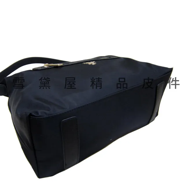 【SNOW.bagshop】雙11 斜側背 中容量 可肩背 斜背 進口專櫃 主袋內二隔層 進口超輕量 防水包 水晶布+