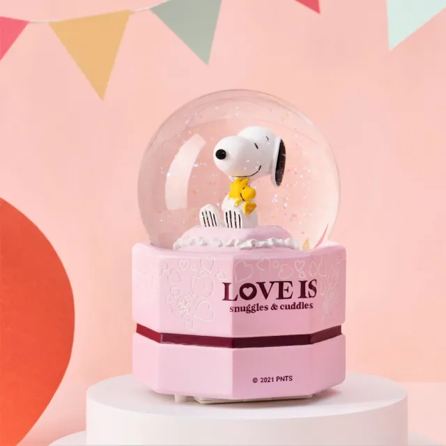 【JARLL 讚爾藝術】Snoopy史努比情人 燈光水晶球音樂盒(生日禮物  情人禮物)