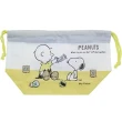 【小禮堂】Snoopy 棉質束口便當袋  - 黃白玩具款(平輸品)