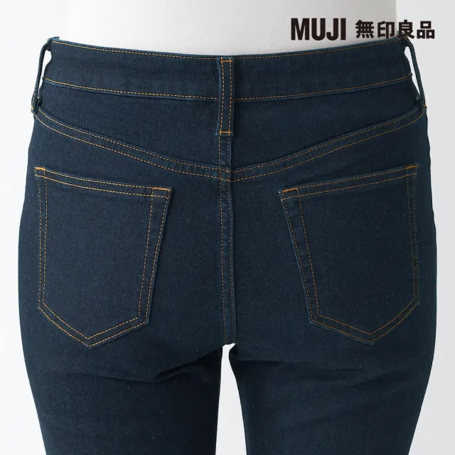 【MUJI 無印良品】女有機棉混超彈力丹寧窄版褲(暗藍)